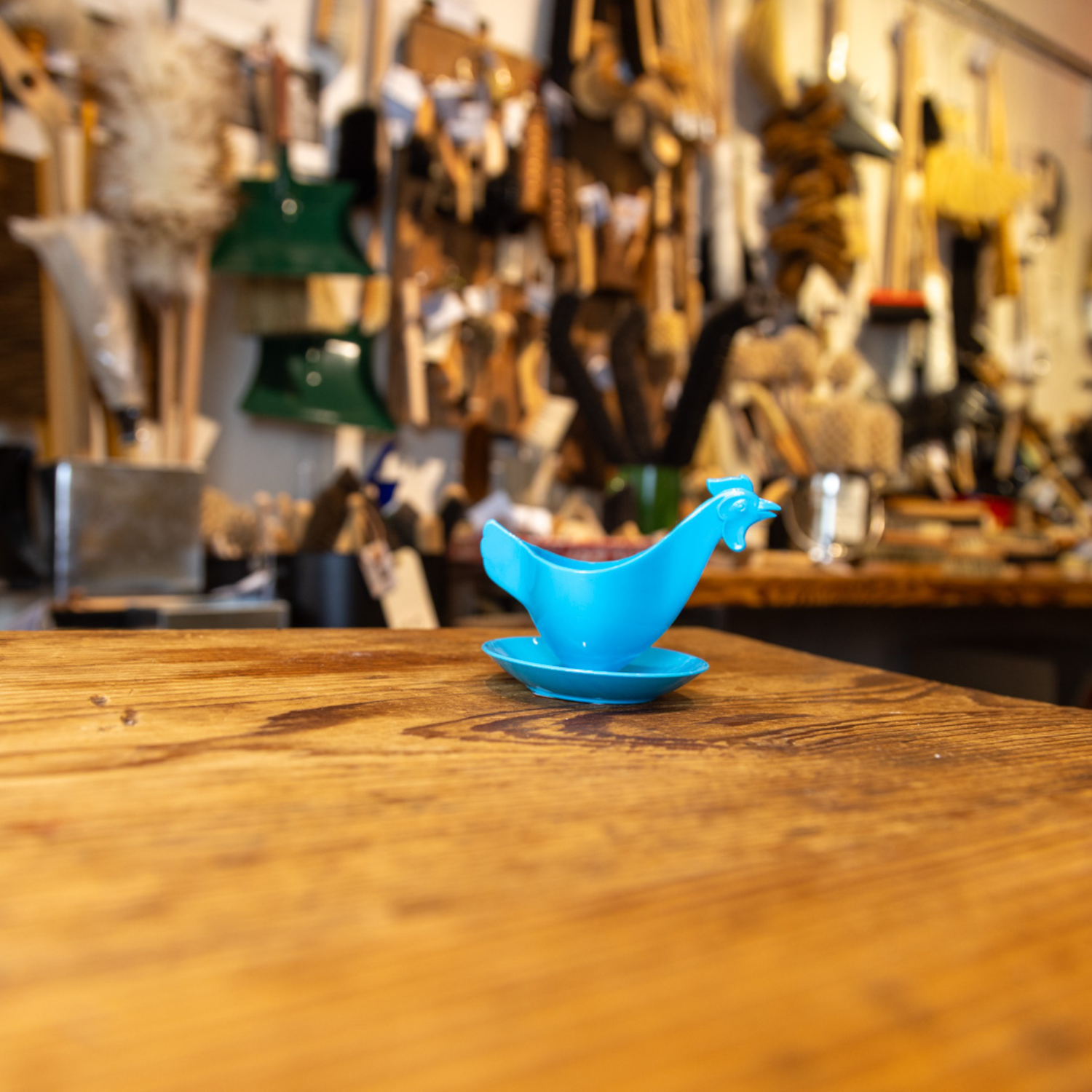 Eierbecher in Hendlform (Plastik)